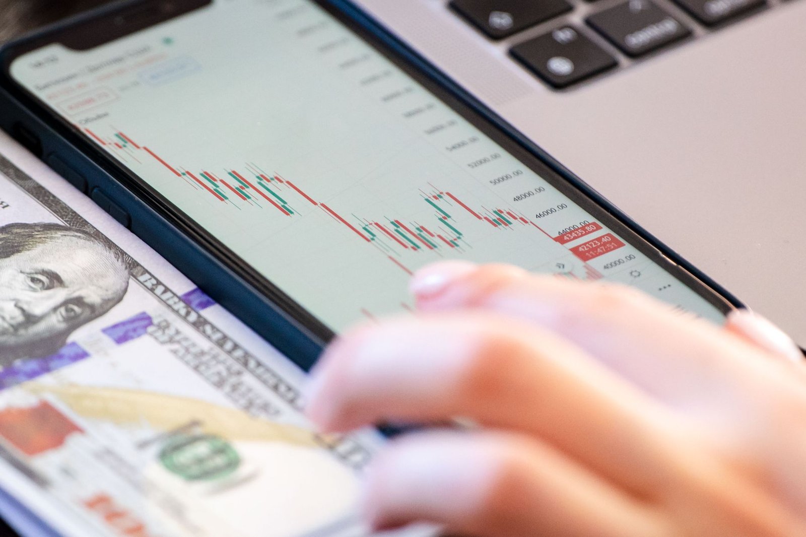 Jamie Dimon Market Warning: Why He Won’t Buy Stocks Now